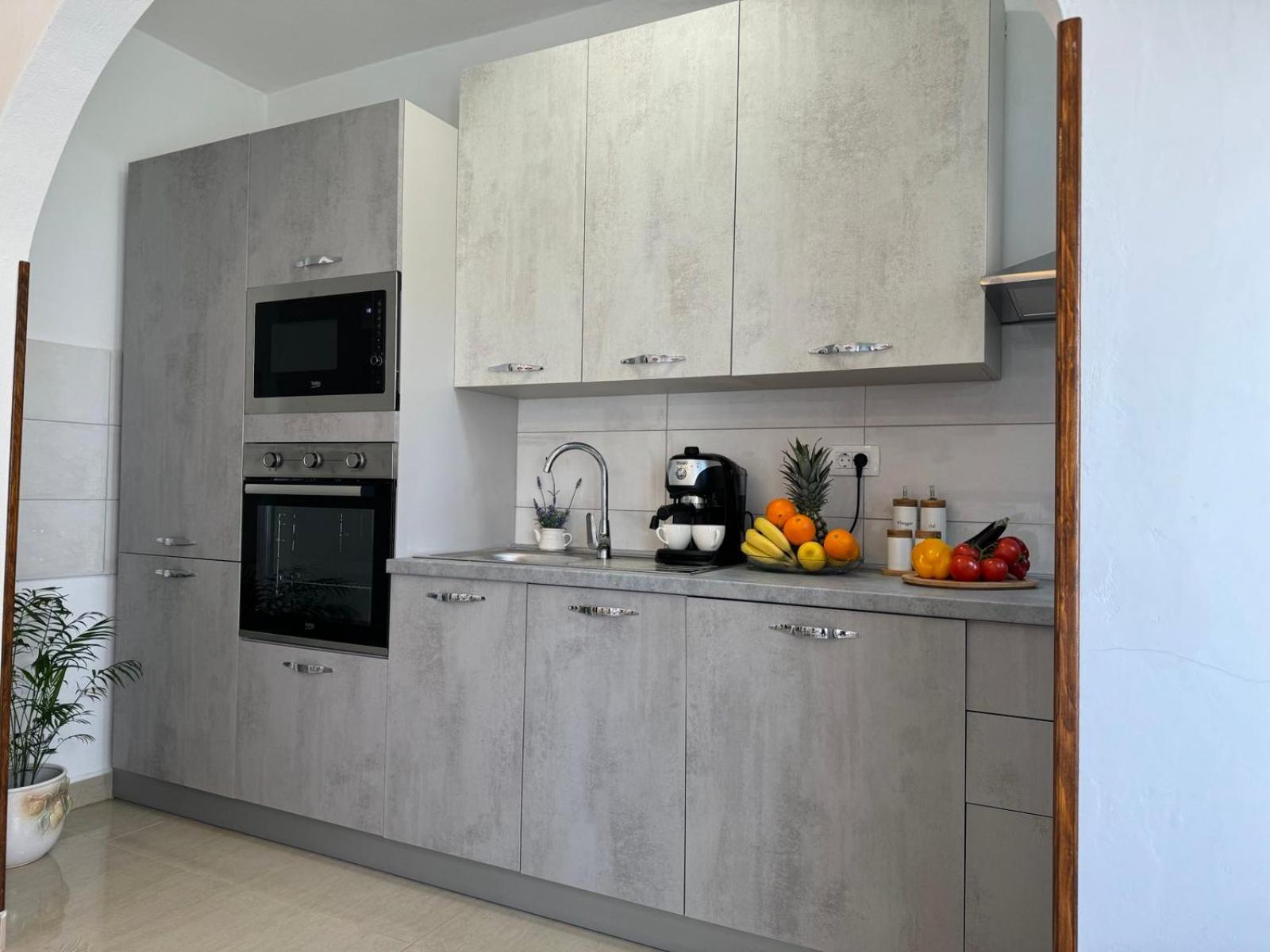 House Nada Apartman Muntić Esterno foto